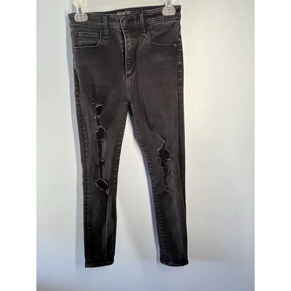 Abercrombie & Fitch Jeans Ultra High Rise Size 26/ 2s - Picture 2 of 8